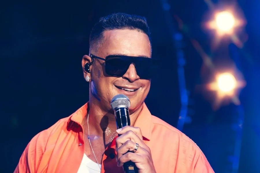 Problema de saúde leva Xanddy Harmonia à internação em Salvador