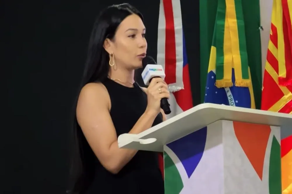 ‘Defender o SUS é defender a vida’, afirma primeira-dama Abiara Dias na abertura da 11ª Conferência Municipal de Saúde de Brumado