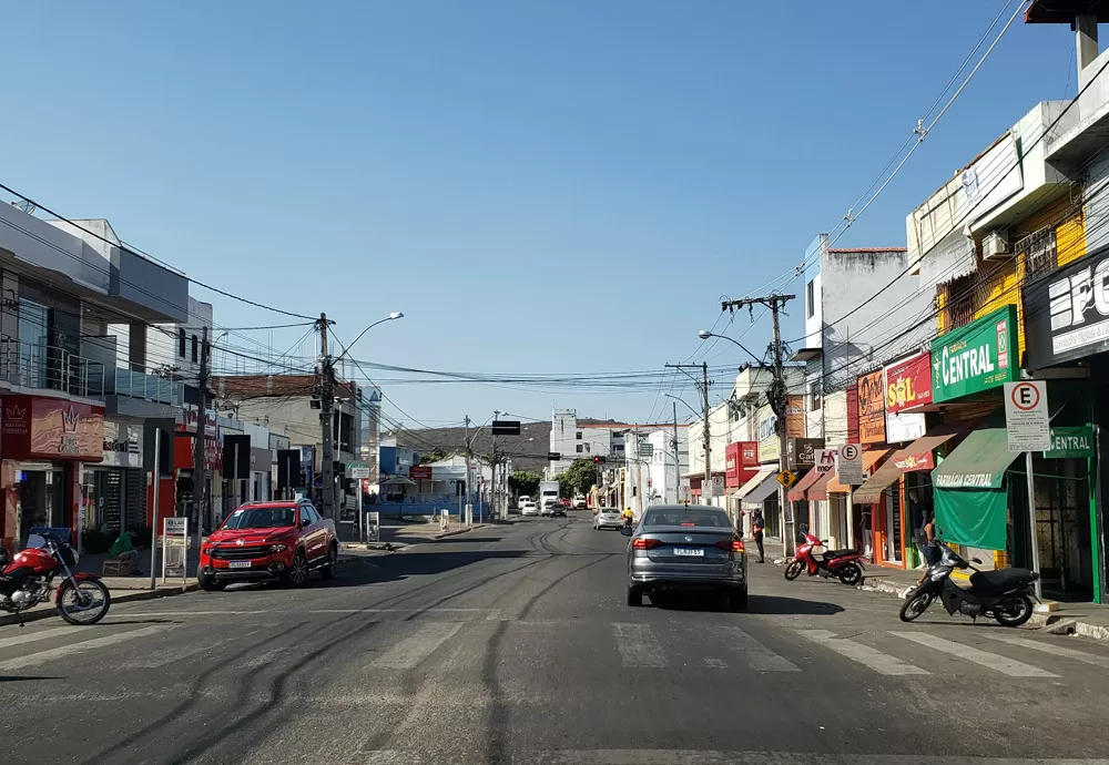 CDL de Brumado incentiva valorização do comércio local na Páscoa e confirma funcionamento no sábado, dia 19
