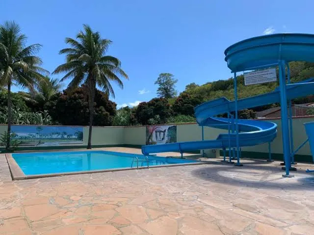 Funcionário da AABB de Caetité morre afogado enquanto limpava piscina do clube