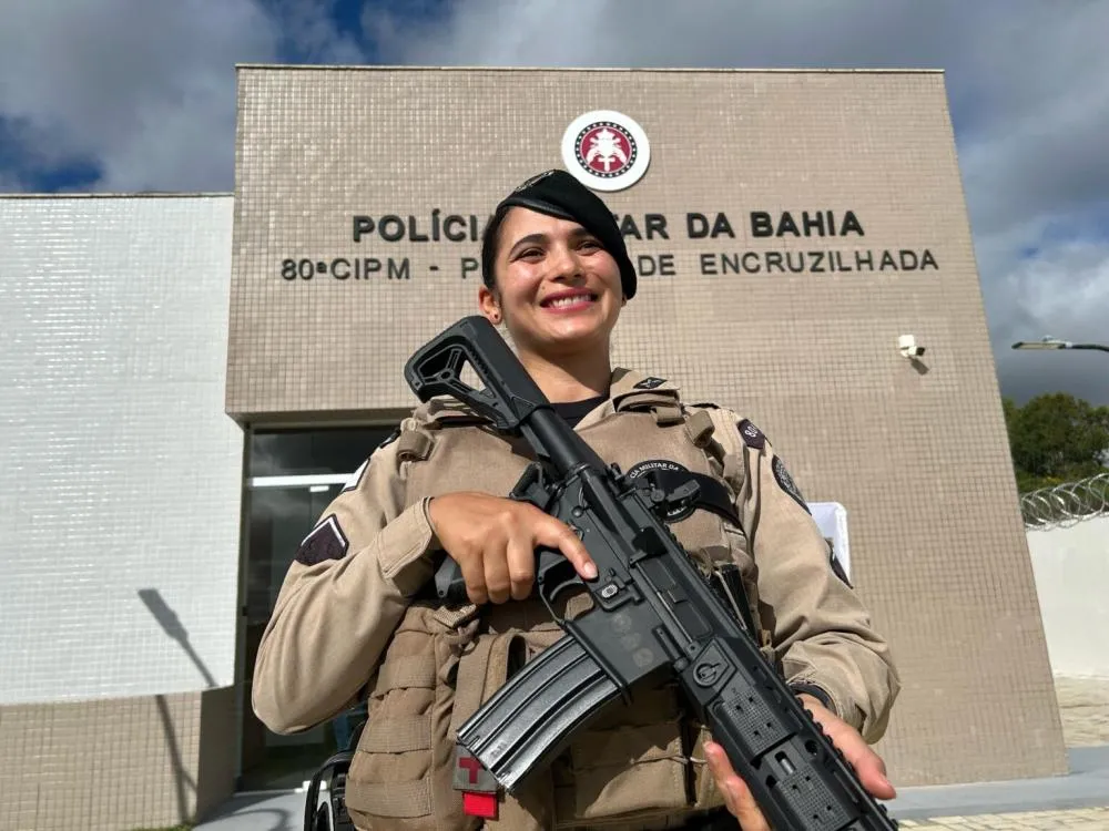 Pelotão da Polícia Militar, feira livre e campo de futebol são entregues pelo Estado em Encruzilhada; Investimentos chegam a R$ 47,9 milhões