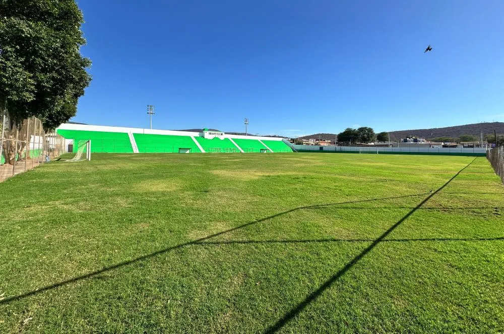Prefeitura de Brumado realiza cerimônia de requalificação do Estádio Gilberto Cardoso no próximo domingo (24)