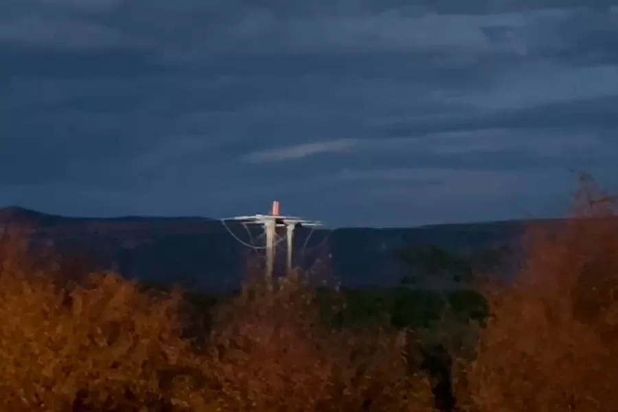 Cabo elétrico rompido deixa Livramento sem energia elétrica