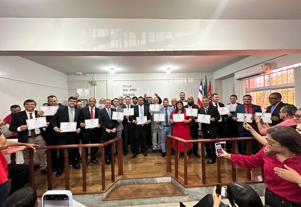 Diplomação oficializa vereadores eleitos em Brumado para a gestão 2025/2028