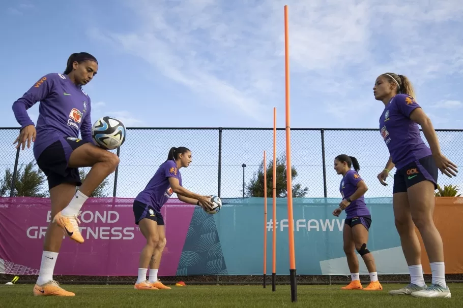 Seleção Feminina intensifica treinos visando o próximo duelo do Mundial