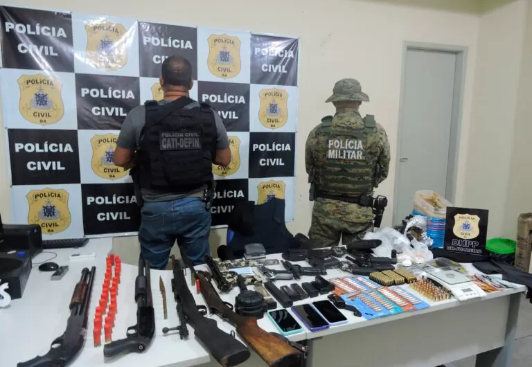 Cipe Caatinga e DHPP apreendem 11 armas de fogo na região Norte da Bahia