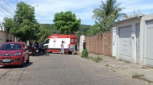 Mulher morre em acidente de moto no Bairro Santa Tereza, em Brumado