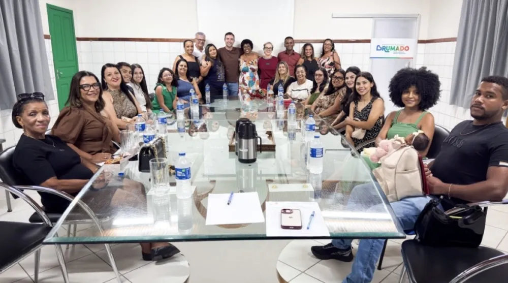 Prefeitura de Brumado empossa pedagogas e psicóloga para reforçar a educação municipal