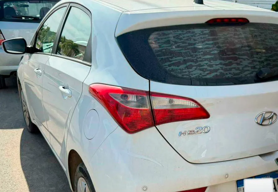 Polícia Militar apreende veículo clonado em Contendas do Sincorá