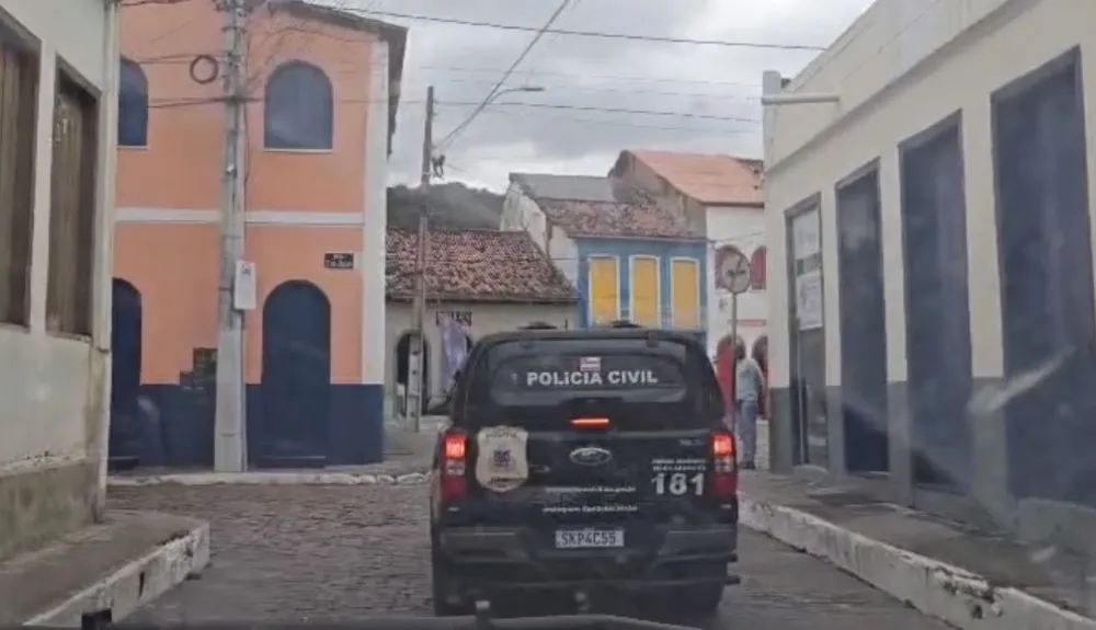 Dois investigados por estupro de vulnerável são presos em Andaraí