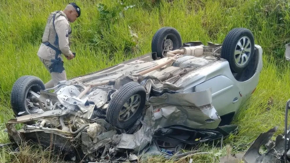 Policial militar morre em acidente causado por motorista que fugia de blitz na BA-001