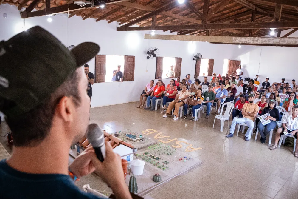 Prefeito Fabrício Abrantes participa de reunião com agricultores familiares e reforça apoio ao desenvolvimento sustentável em Brumado