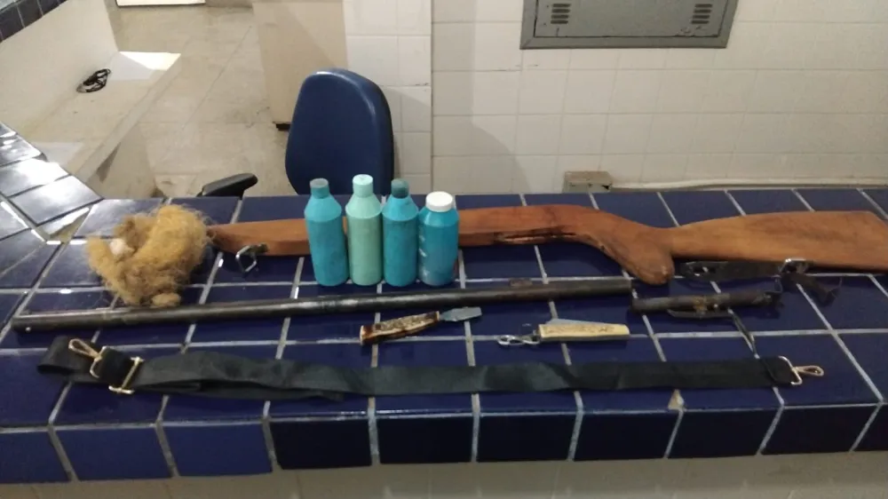 Jovem de 23 anos é conduzido à delegacia após ameaçar o próprio pai com espingarda na zona rural de Brumado