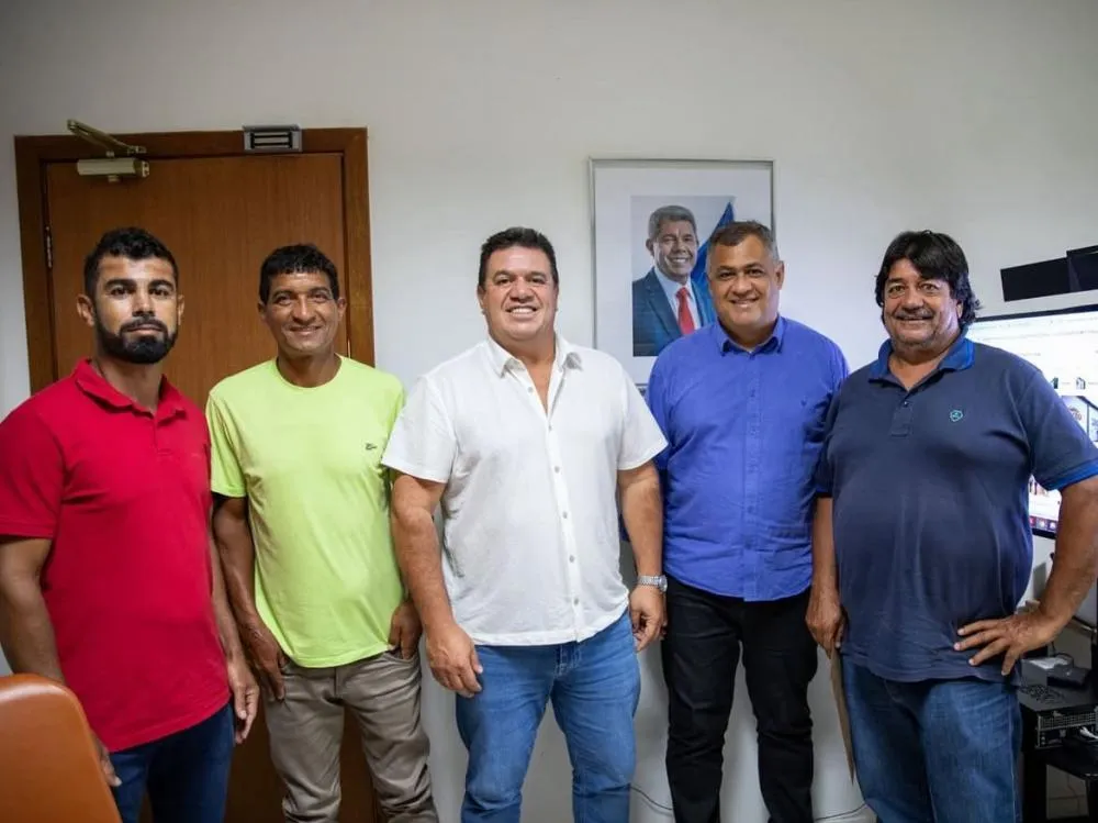 Deputado Marquinho Viana discute fortalecimento da agricultura familiar com Jeandro Ribeiro