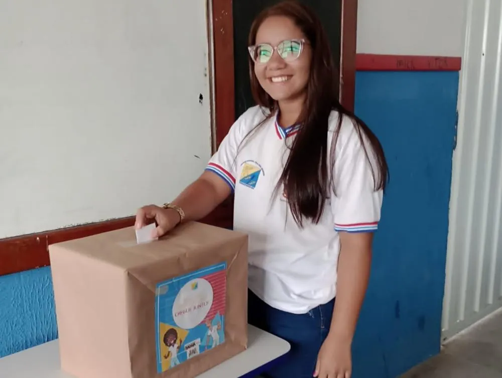 Eleição de líderes estudantis na rede estadual começa na segunda-feira (17), em toda a Bahia