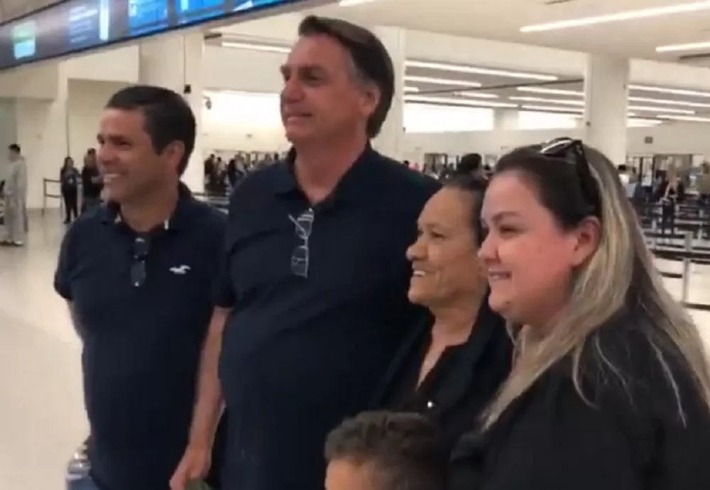 Ex-presidente Jair Bolsonaro chega ao Brasil