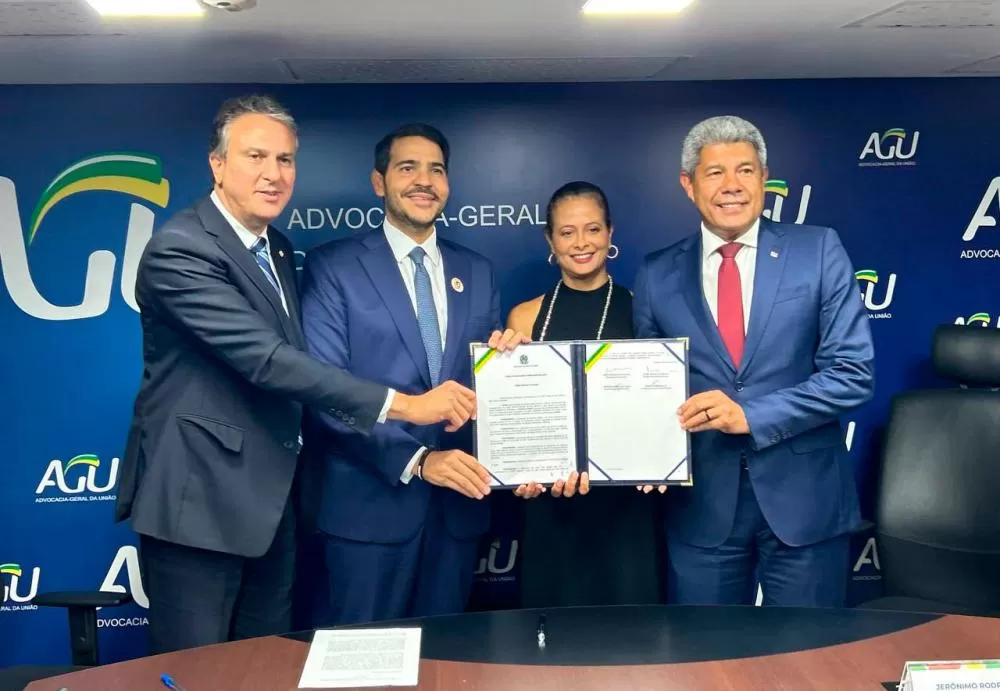 Jerônimo firma acordo com AGU e MEC e acerta novo repasse de precatórios do Fundef para a Bahia