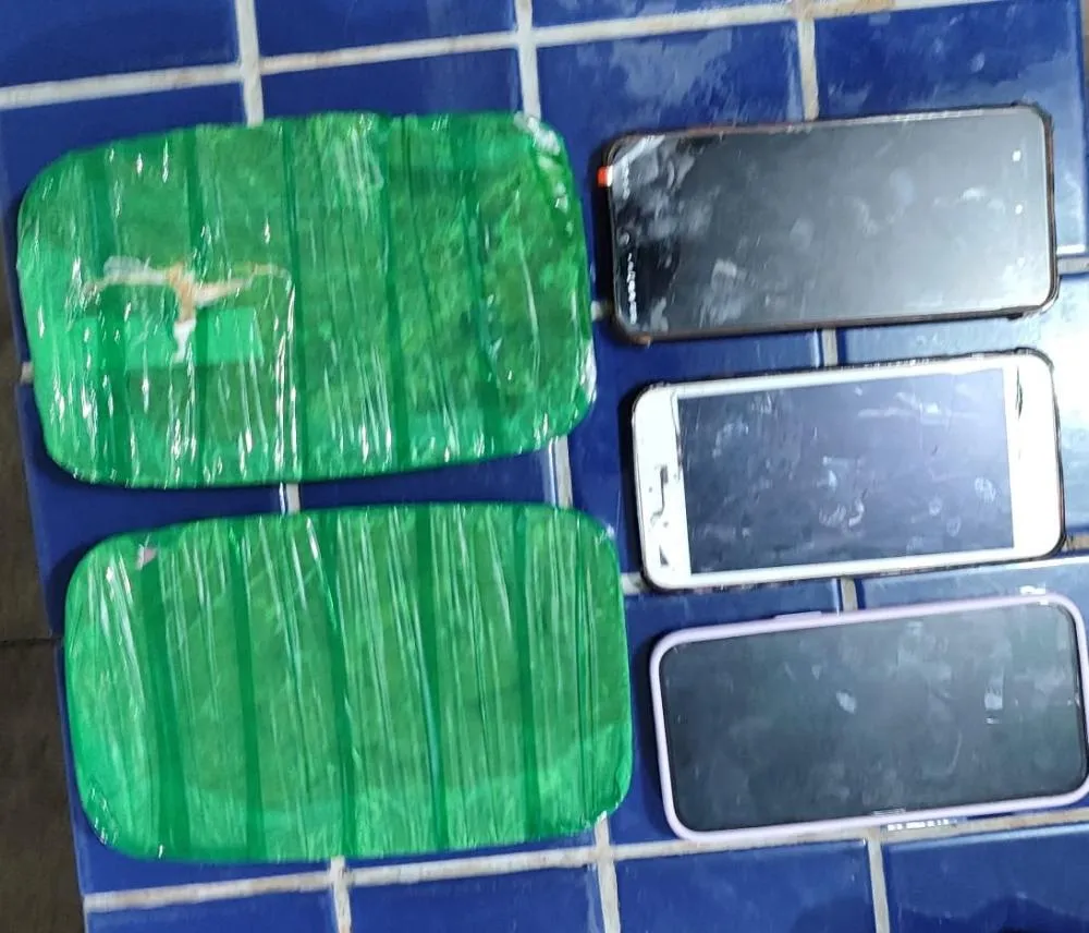 CIPRv/Brumado apreende drogas em ônibus de turismo durante abordagem em Rio do Antônio