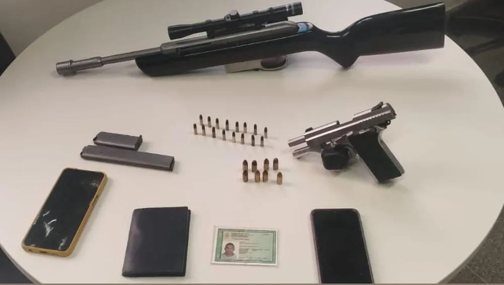 Rifle e pistola são apreendidos pela PM no município de Encruzilhada