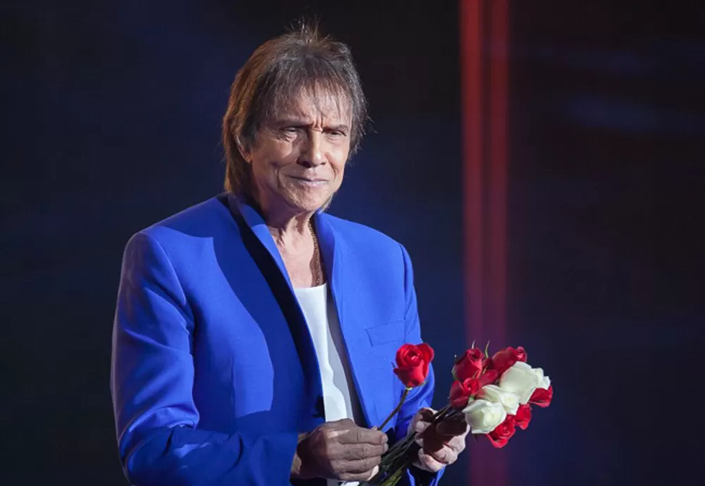 Roberto Carlos anuncia shows em Salvador e Conquista em dezembro