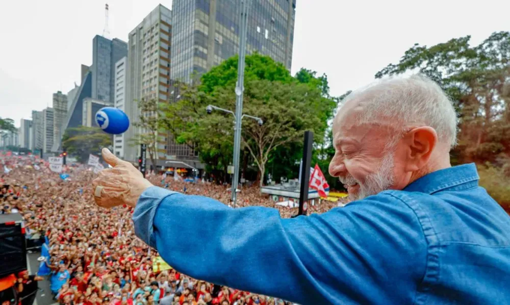 CNBB parabeniza Lula e pede atenção aos mais pobres