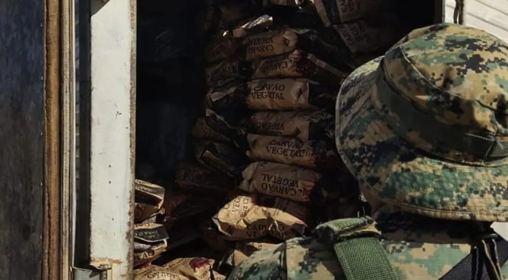 CIPPA/Lençóis apreende mais de 2 toneladas de carvão vegetal ilegal em Caturama