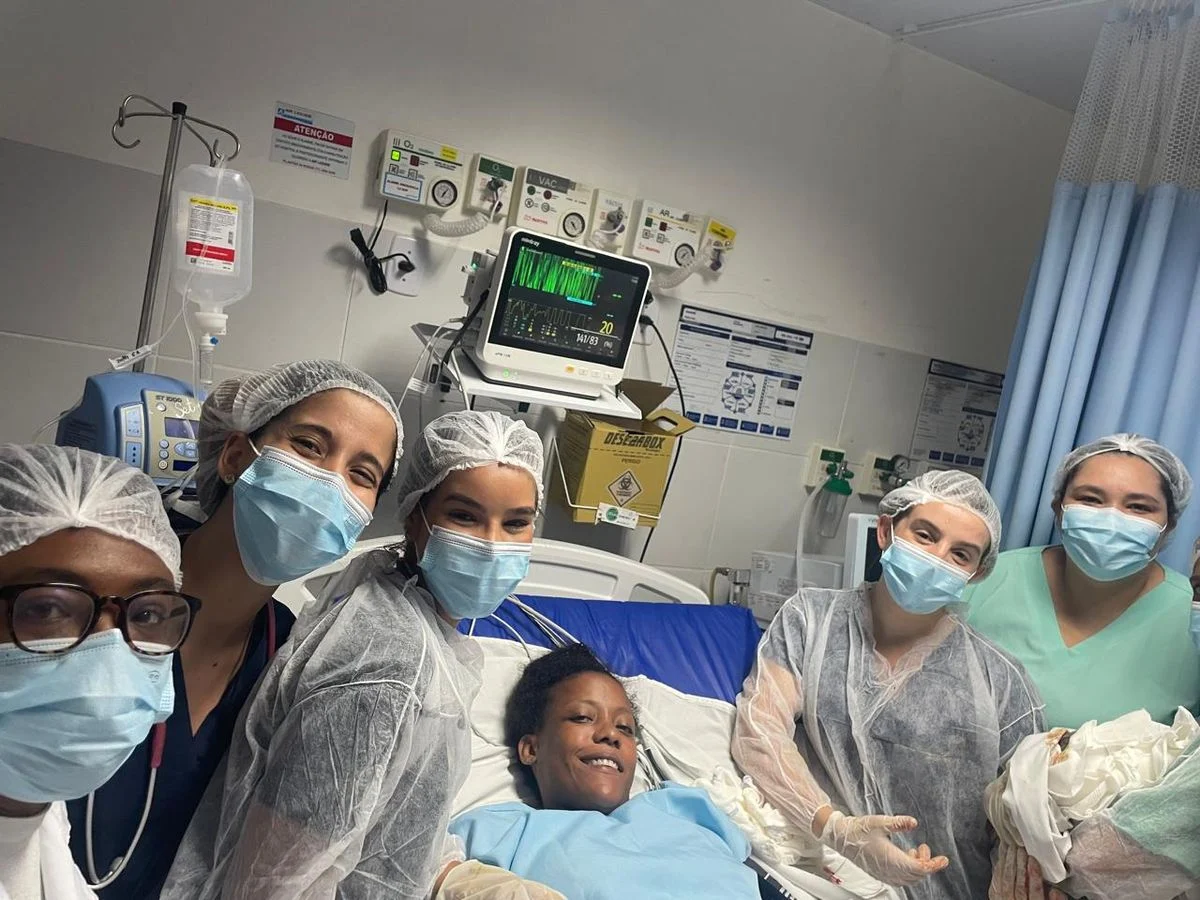 Moradora de Salvador descobre gravidez momentos antes do Parto