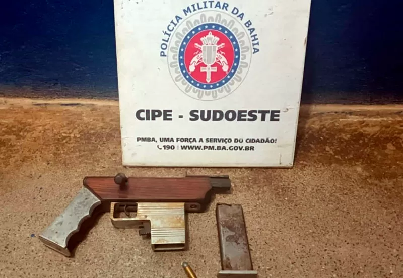 Polícia apreende submetralhadora artesanal em Livramento de Nossa Senhora