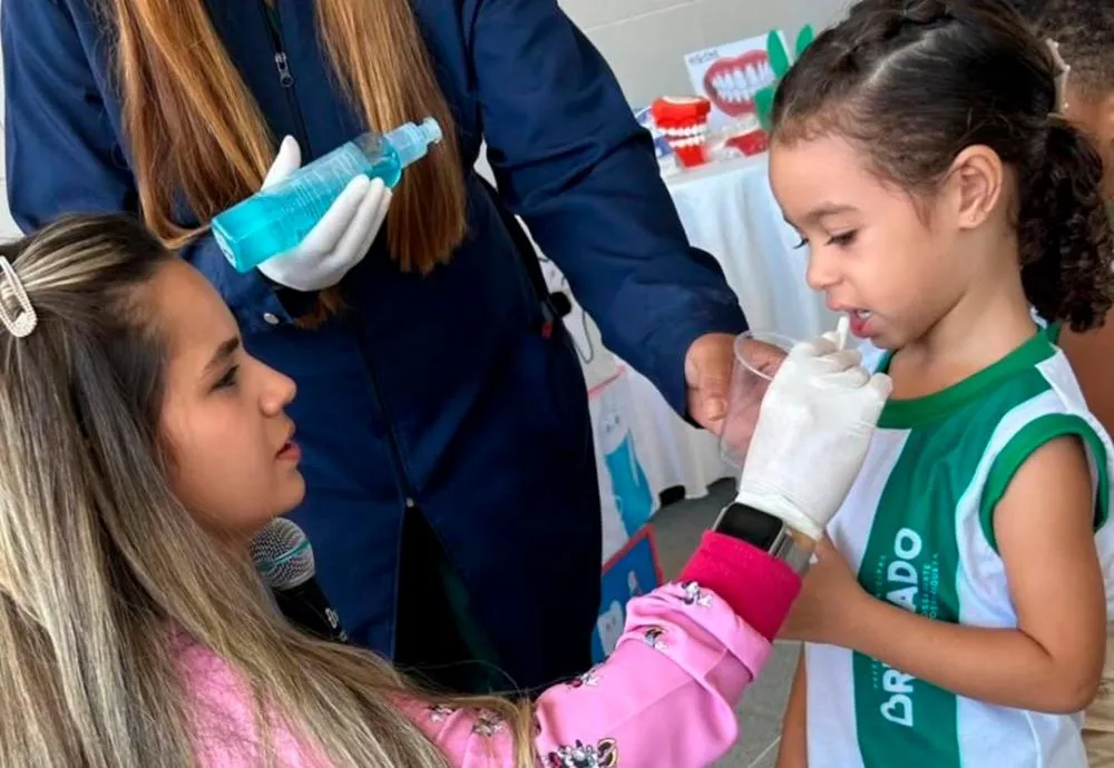 Projeto Saúde na Escola promove ações de higiene bucal em unidades de ensino de Brumado