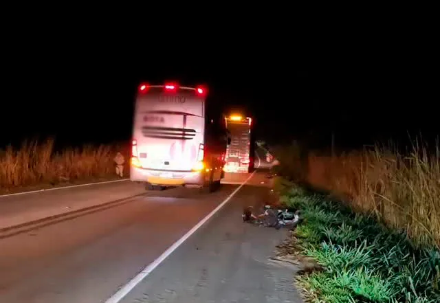 Duas pessoas morrem após colisão entre motocicleta e carro na BA-263