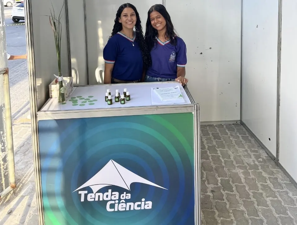 Estudantes de Candiba criam óleo natural para aliviar sintomas da ansiedade