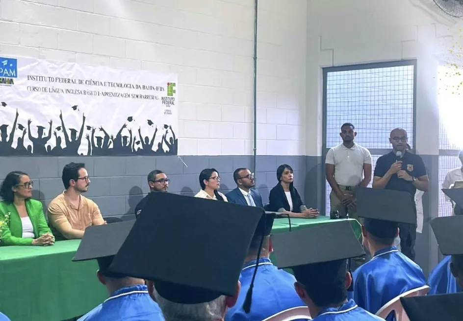 Internos do Conjunto Penal de Brumado concluem curso básico de Língua Inglesa
