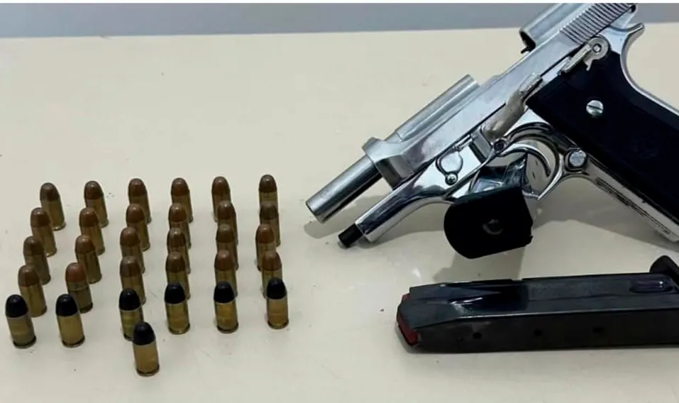 RONDESP Sudoeste prende suspeito de homicídio com pistola .380 em Vitória da Conquista