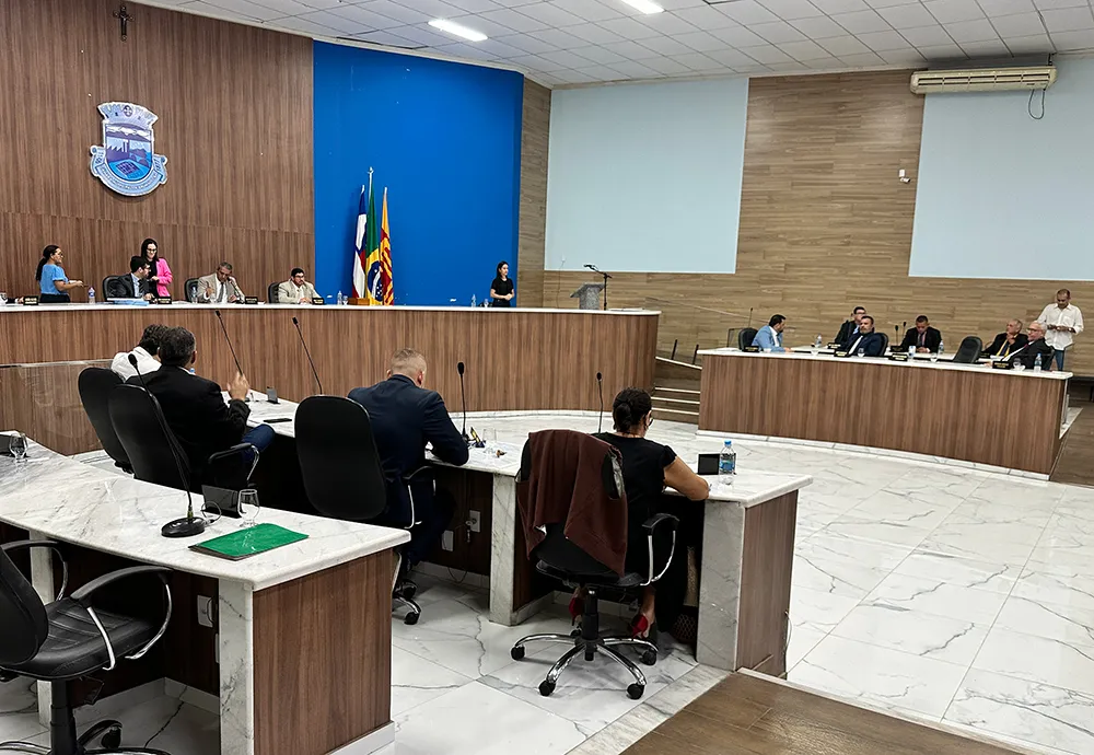 Por unanimidade, vereadores de Brumado rejeitam veto e aprovam remanejamento de 100% para Gestão de Fabrício Abrantes