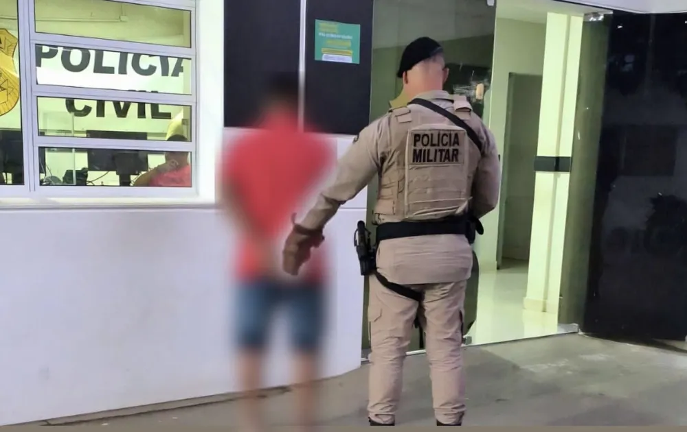 Suspeito de homicídio é preso em flagrante com mandado em aberto em Bom Jesus da Lapa