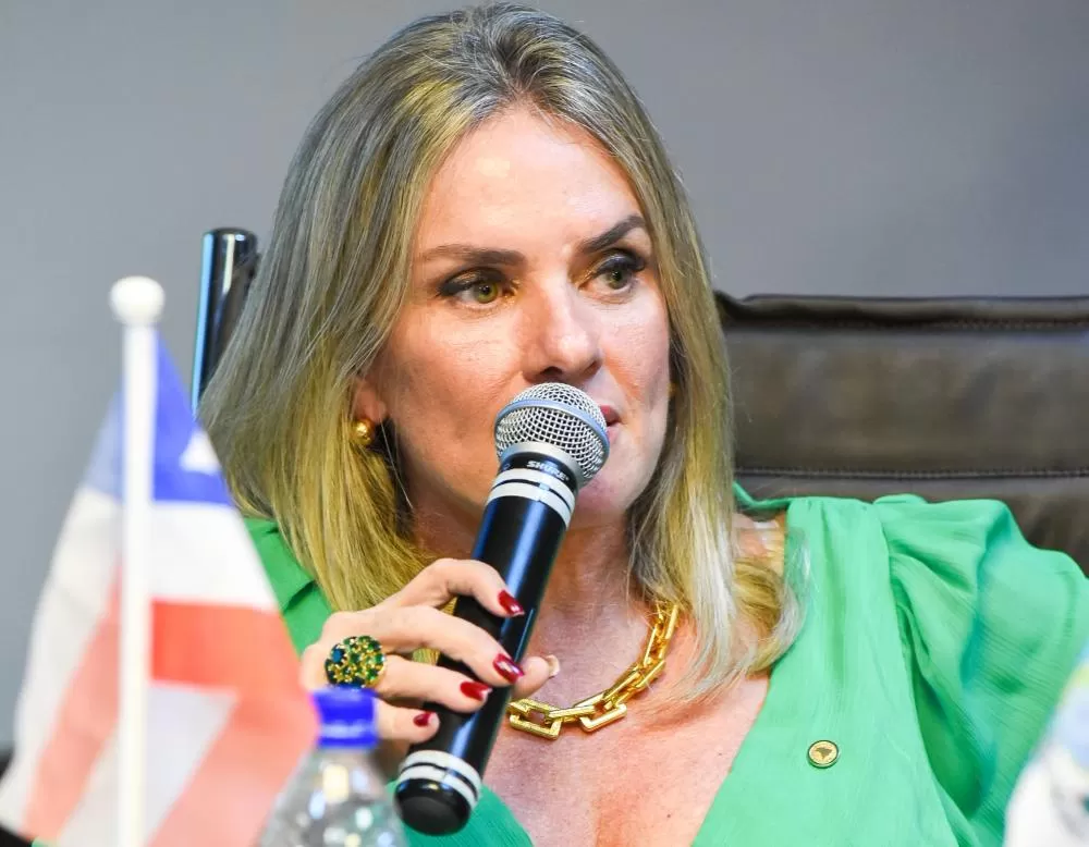 Deputada Ivana Bastos assume a presidência da Unale pela 3ª vez