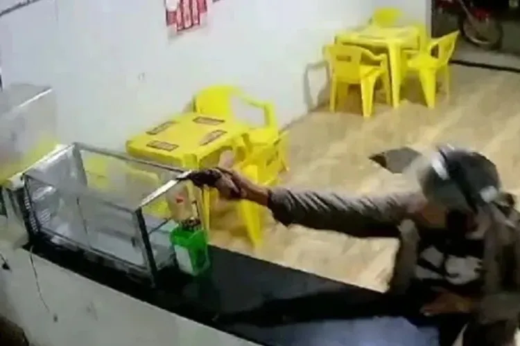 Suspeito de assaltos em Tanhaçu e Brumado é preso pela Polícia Militar