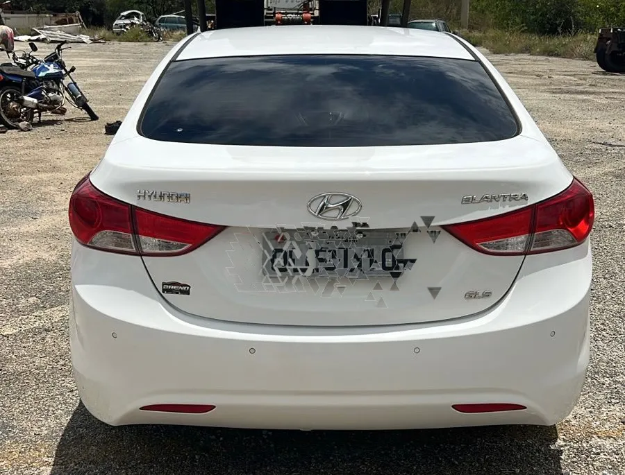 Polícia Rodoviária Estadual apreende veículo com restrição judicial e licenciamento em atraso na BA-026