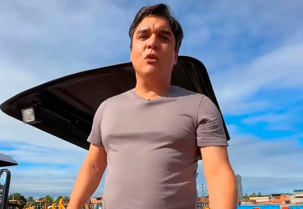 Deputado Vitor Bonfim participa de lançamento do Plano Safra 2025 e entrega tratores e equipamentos a municípios baianos