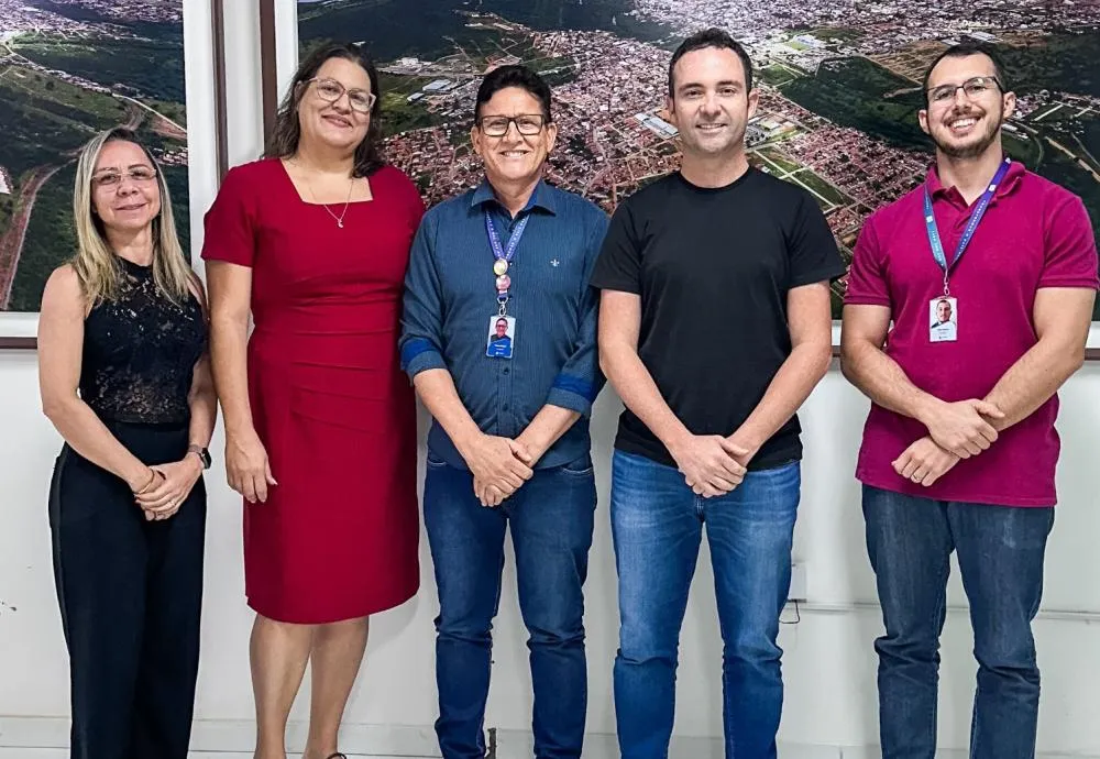 Brumado: Representantes da Universidade de Medicina se reúnem com executivo municipal