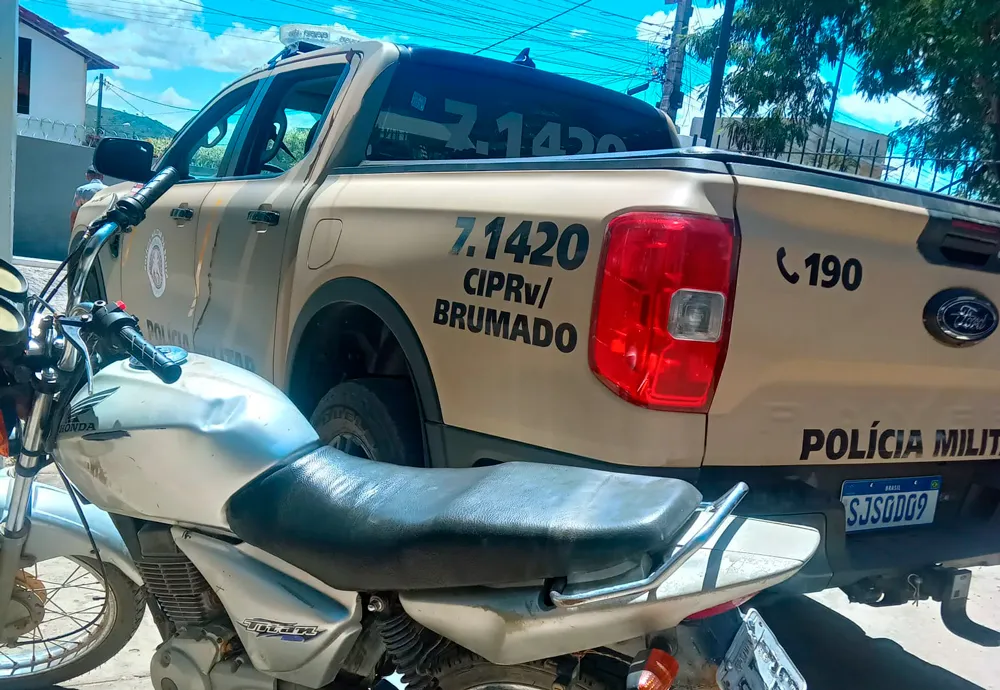 Brumado: Polícia Rodoviária Estadual apreende veículo com restrição de furto em Ubiraçaba
