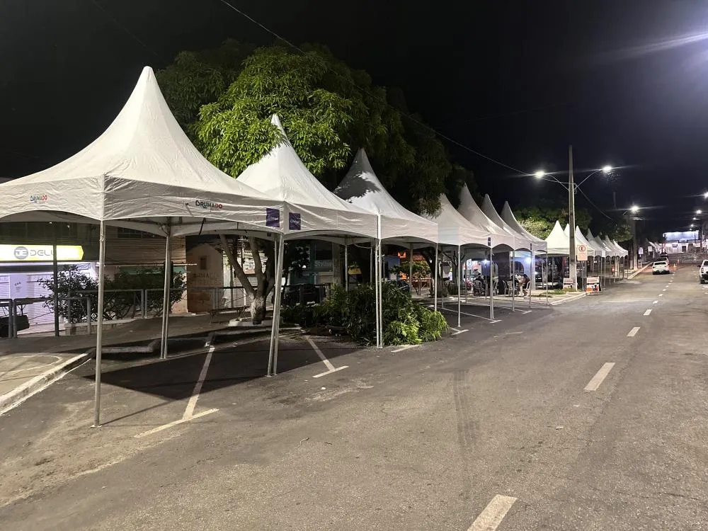 Prefeitura de Brumado interdita vias no entorno das praças centrais para ornamentação do Carnaval