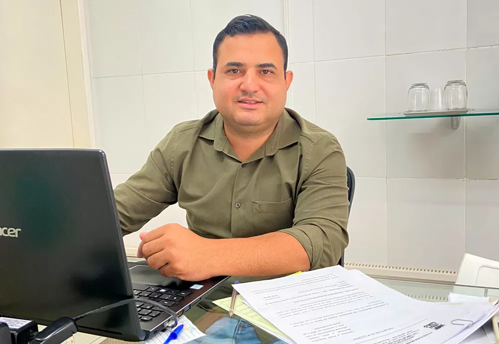 Secretário de Administração de Brumado convoca aprovados em concurso público para tomar posse