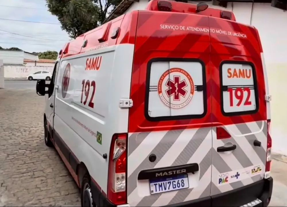 Prefeitura de Brumado amplia frota do SAMU com chegada de novas ambulâncias