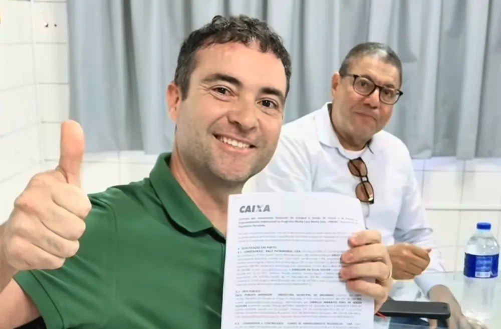 Prefeito Fabrício Abrantes assina contrato para construção de mais 200 moradias do Minha Casa, Minha Vida em Brumado