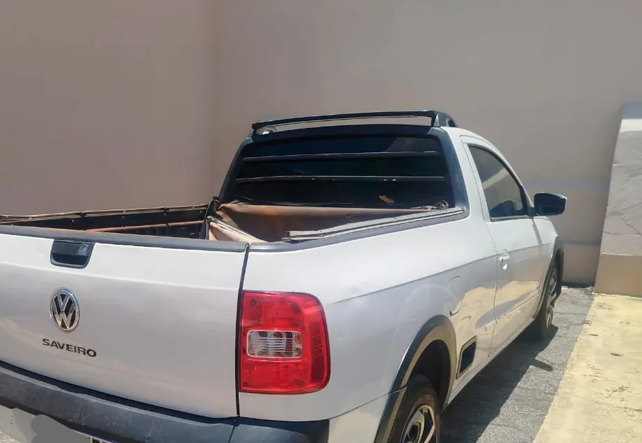 PM localiza e remove veículo com impedimento judicial em Brumado