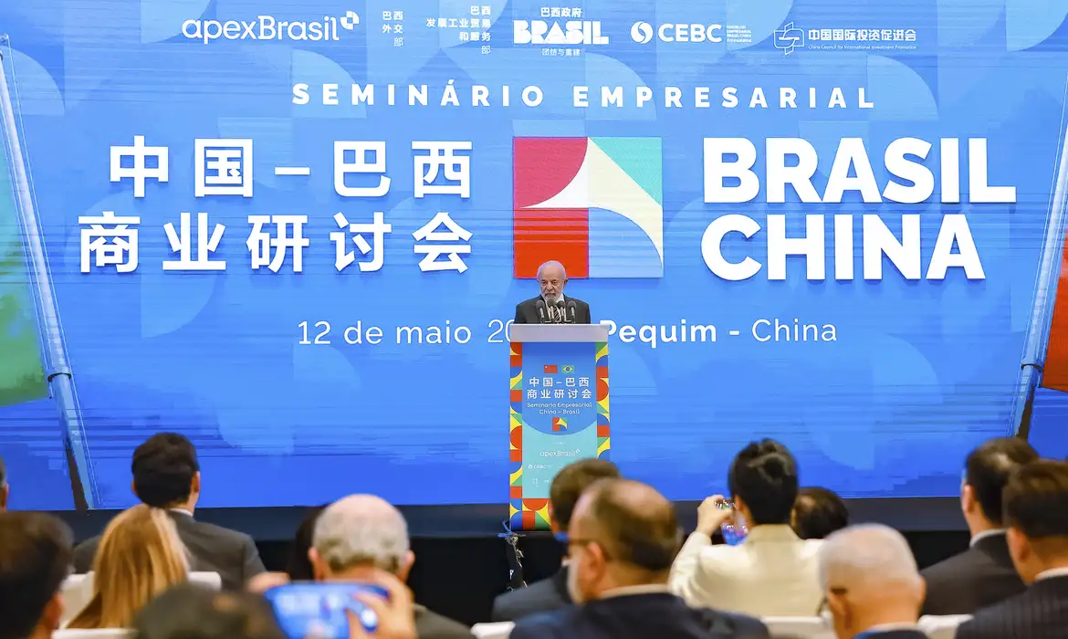 China ampliará em US$ 27 bilhões investimentos no Brasil, anuncia Lula