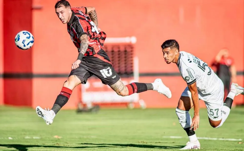 Vitória fica no empate sem gols com o Botafogo no Barradão