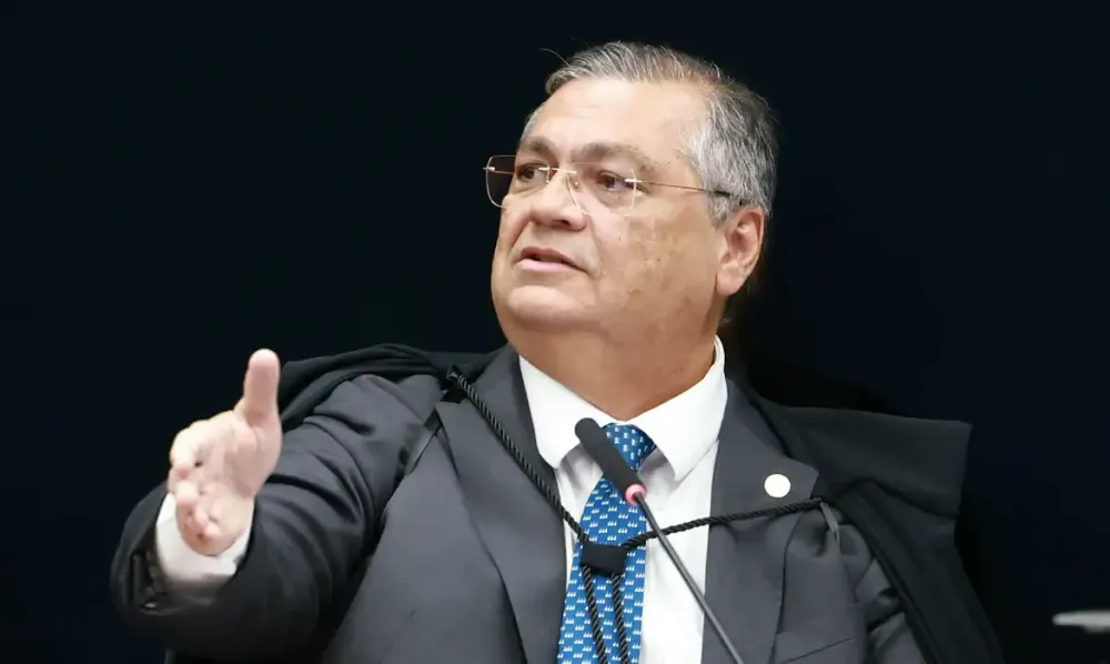 Flávio Dino anula emendas indicadas por dirigentes partidários sem mandato