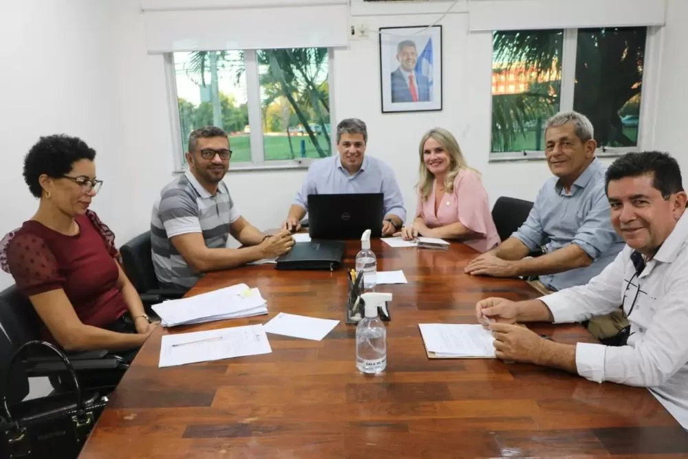 Deputada busca a ampliação do acesso à água para Feira da Mata e Iuiu